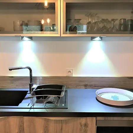Centre Les Pins 1 Bedroom With Ac, Swimming Pool And Parking 아파트