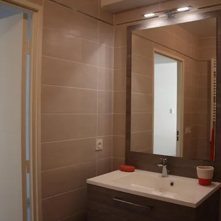 Centre Les Pins 1 Bedroom With Ac, Swimming Pool And Parking Apartment Juan-les-Pins