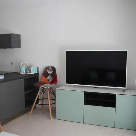 아파트 Centre Les Pins 1 Bedroom With Ac, Swimming Pool And Parking